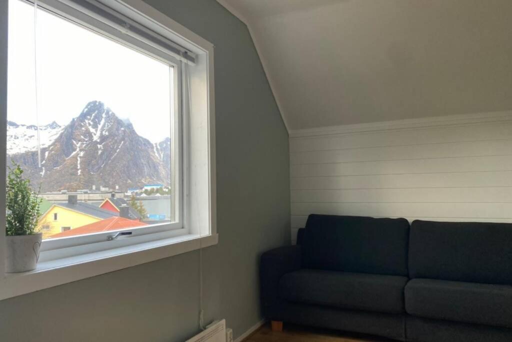Koselig Leilighet Sentralt I Svolvaer Apartment Exterior photo